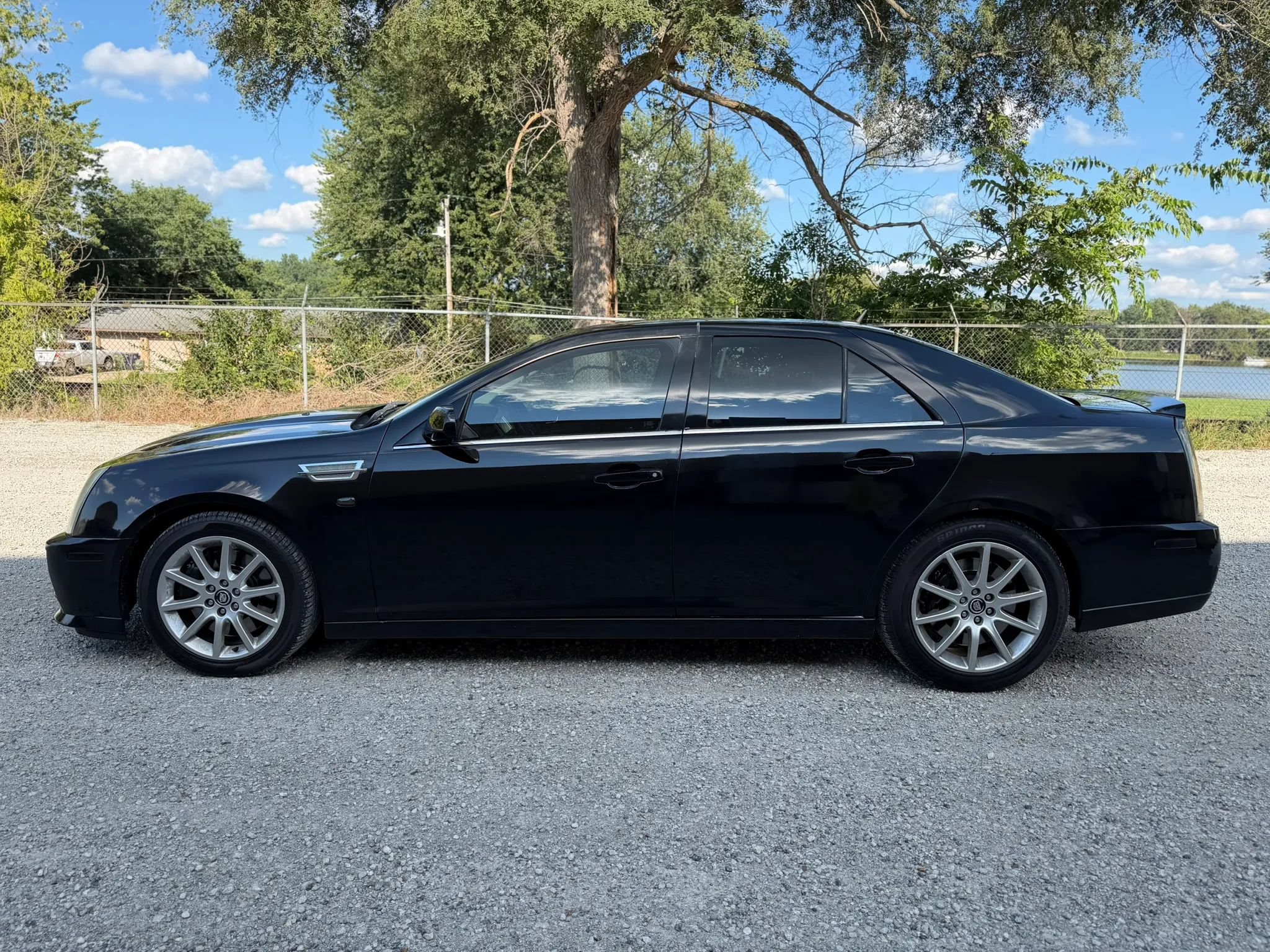 Used 2008 Cadillac STS V RWD image 8