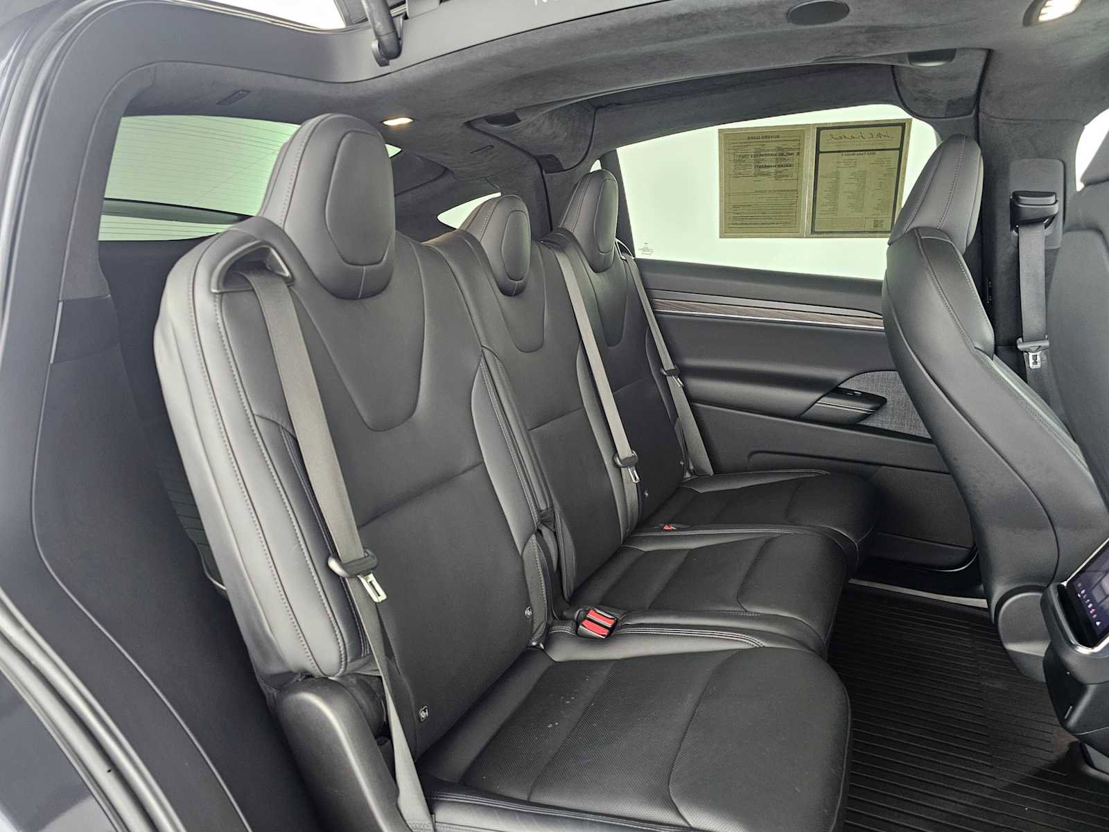 Used 2022 Tesla Model X image 12