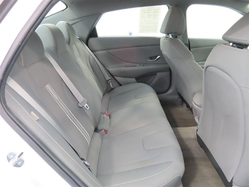 Used 2024 Hyundai Elantra SEL FWD image 32
