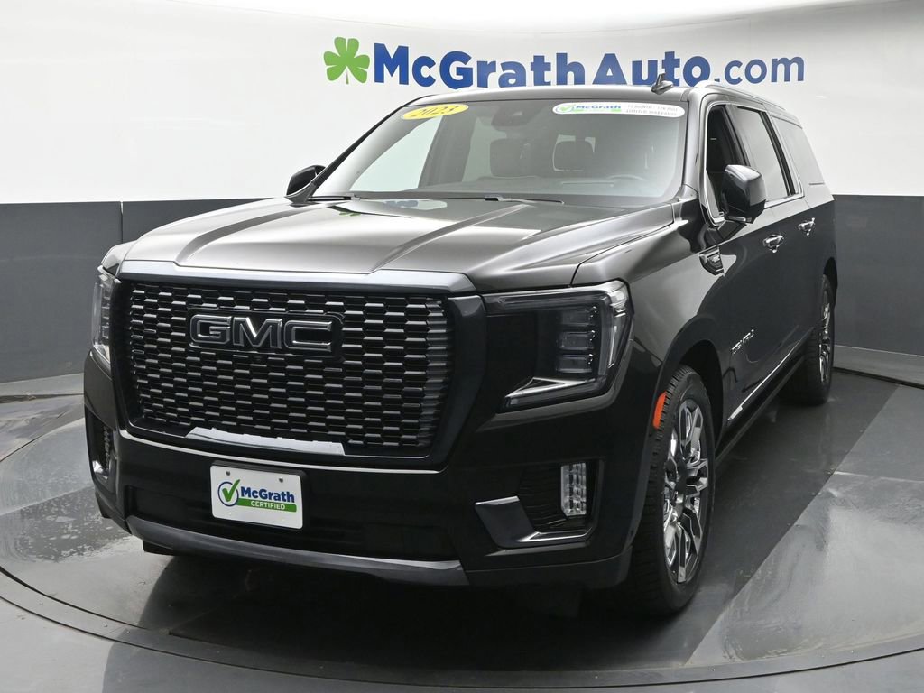 Used 2023 GMC Yukon XL Denali Ultimate w/ LPO, Floor Liner Package AWD/4WD image 22