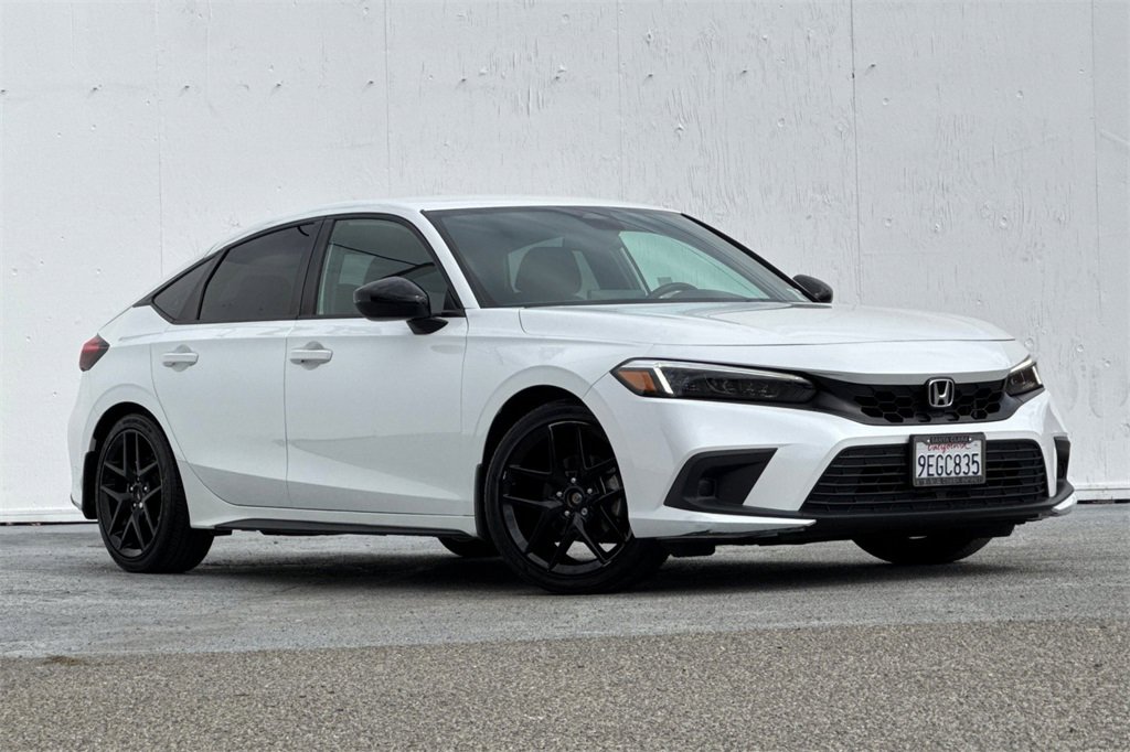 Used 2023 Honda Civic Sport image 2