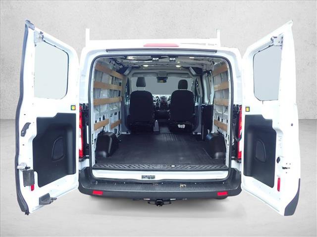 Used 2017 Ford Transit 250 130 Low Roof RWD image 9