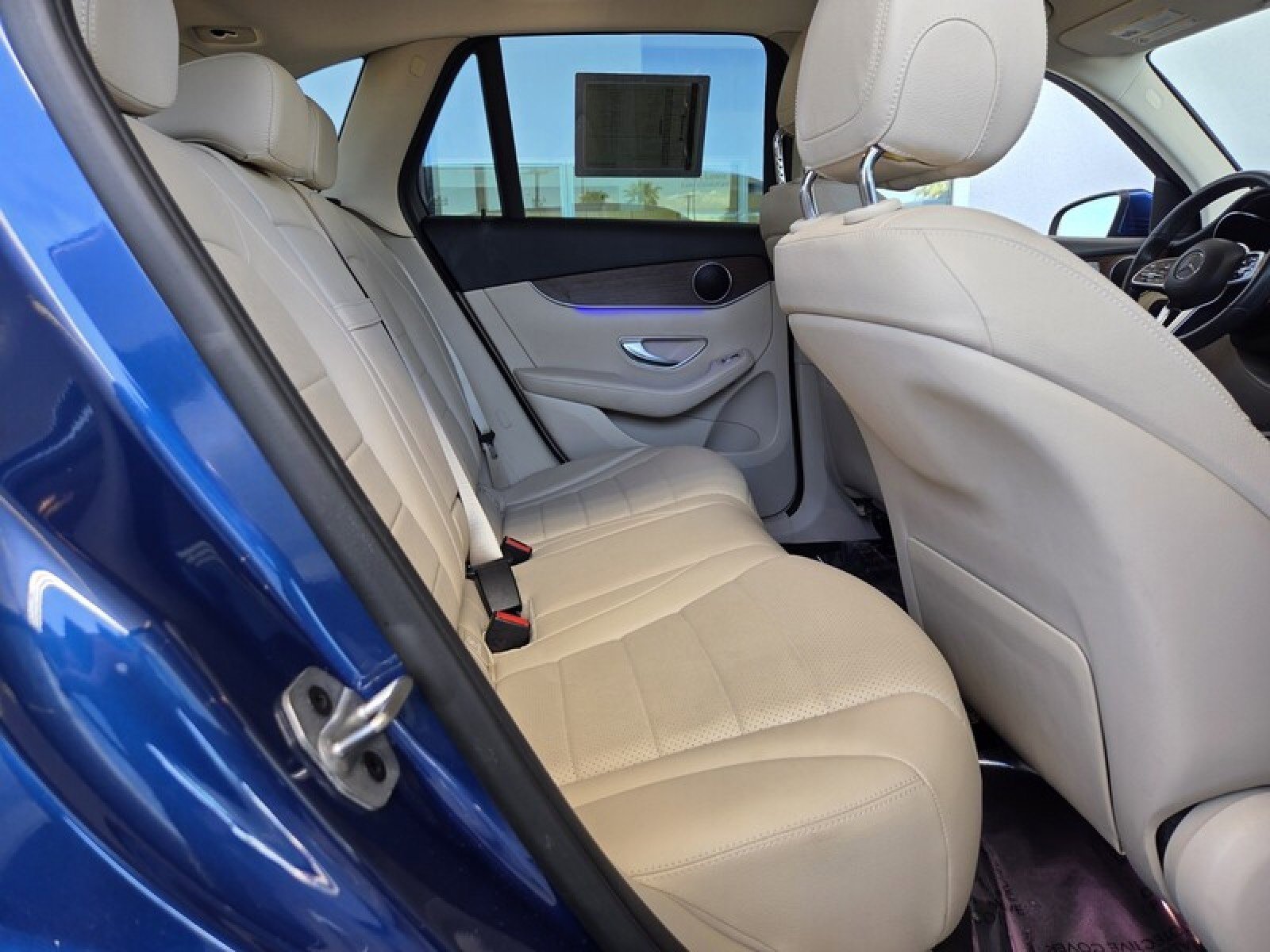 Certified 2022 Mercedes-Benz GLC 300 image 18