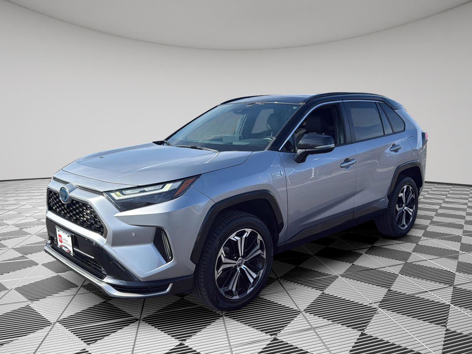 Used 2022 Toyota RAV4 XSE w/ Premium Package image 23