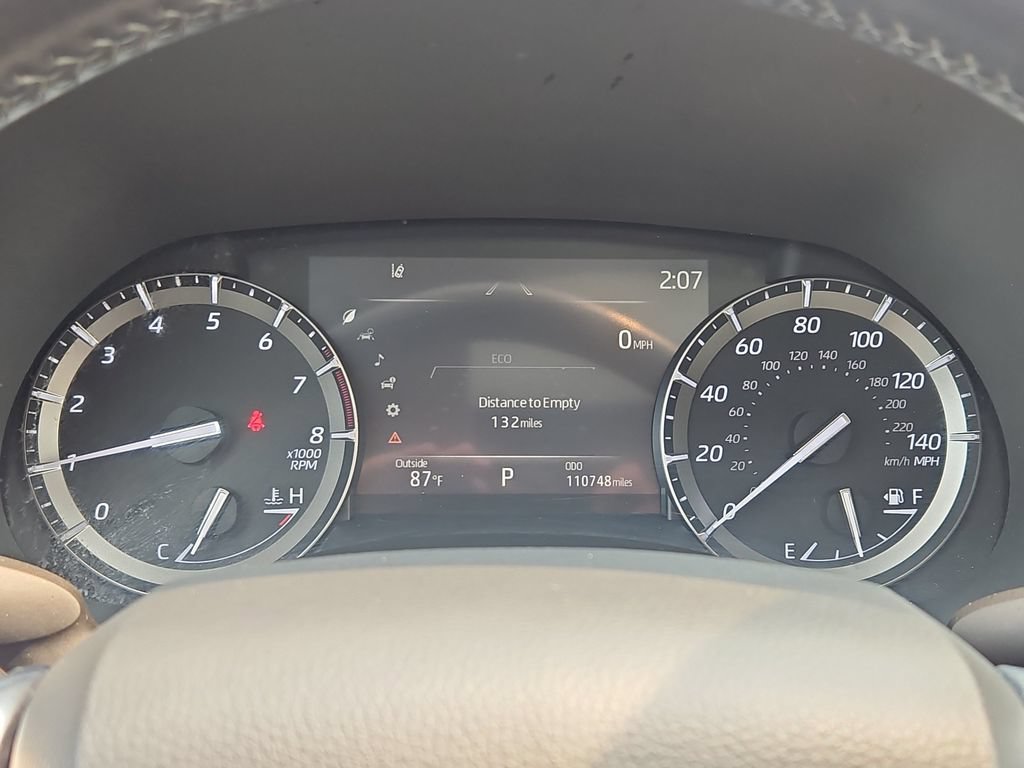 Used 2021 Toyota Highlander XLE AWD/4WD image 31