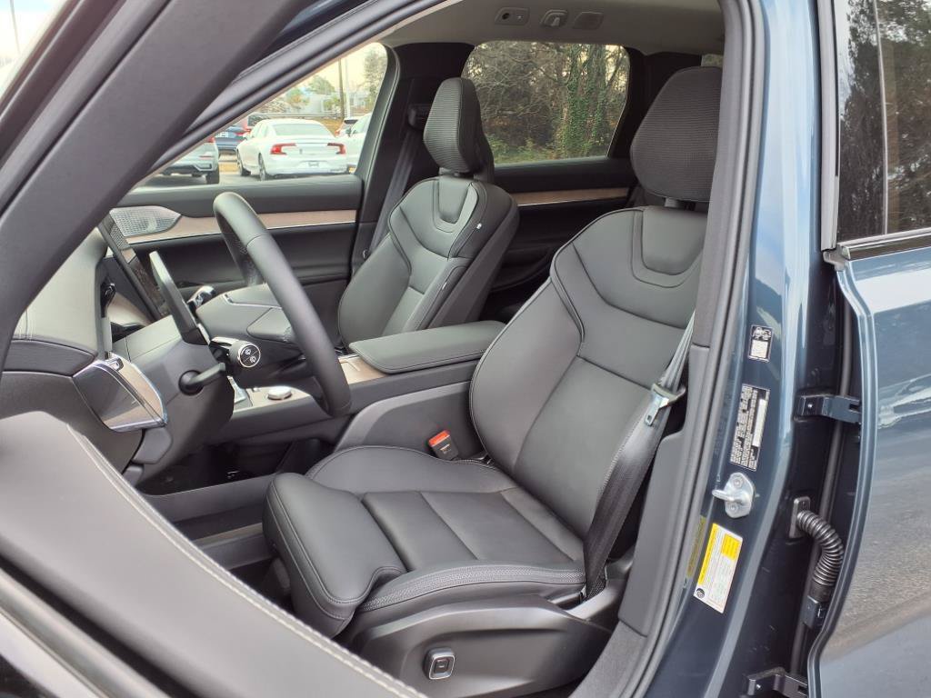 New 2025 Volvo EX90 Ultra AWD/4WD image 8
