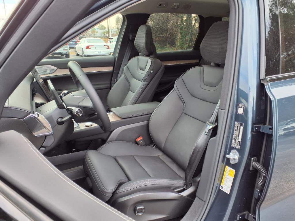 New 2025 Volvo EX90 Ultra AWD/4WD image 8