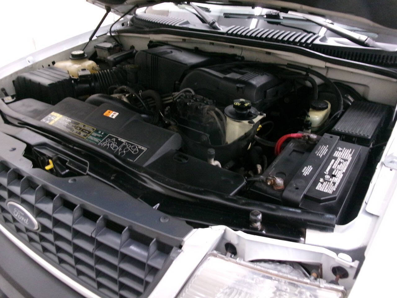 Used 2003 Ford Explorer Sport XLS AWD/4WD image 33