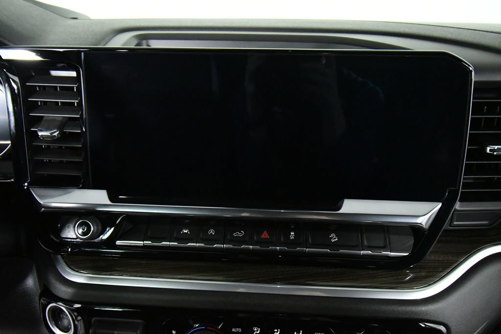 Used 2024 Chevrolet Silverado 1500 RST w/ Convenience Package II image 4