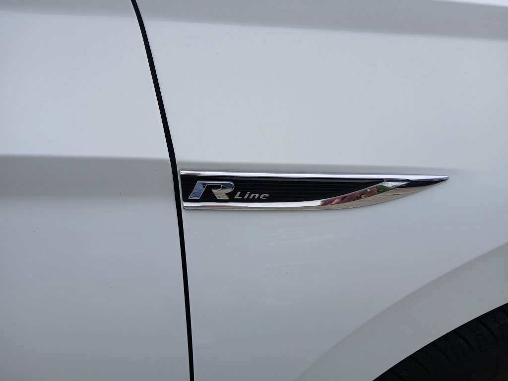Used 2019 Volkswagen Jetta R-Line FWD image 6