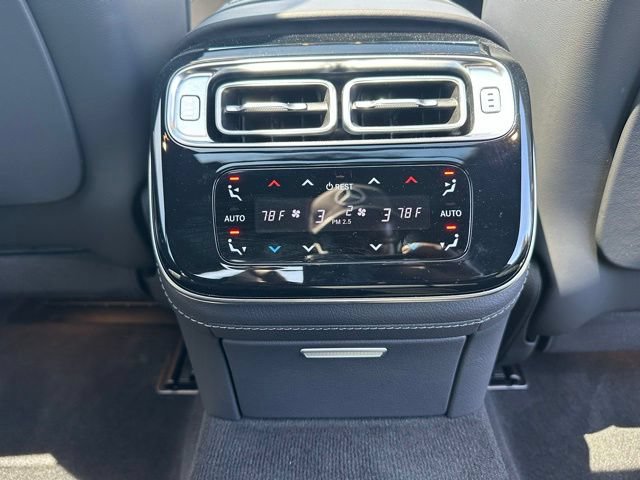 Used 2025 Mercedes-Benz S 580 4MATIC Sedan image 31