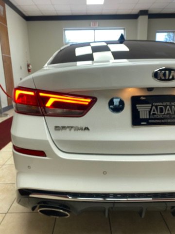 Used 2020 Kia Optima SE image 11