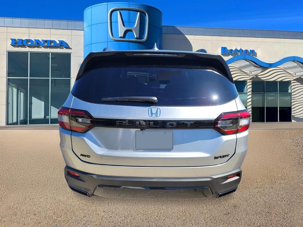 New 2026 Honda Pilot Sport image 4