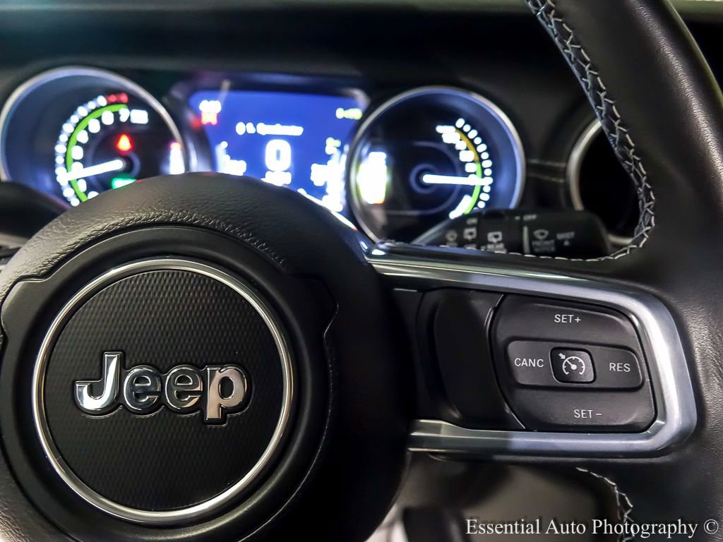 Used 2023 Jeep Wrangler Unlimited Sahara w/ Cold Weather Group image 18