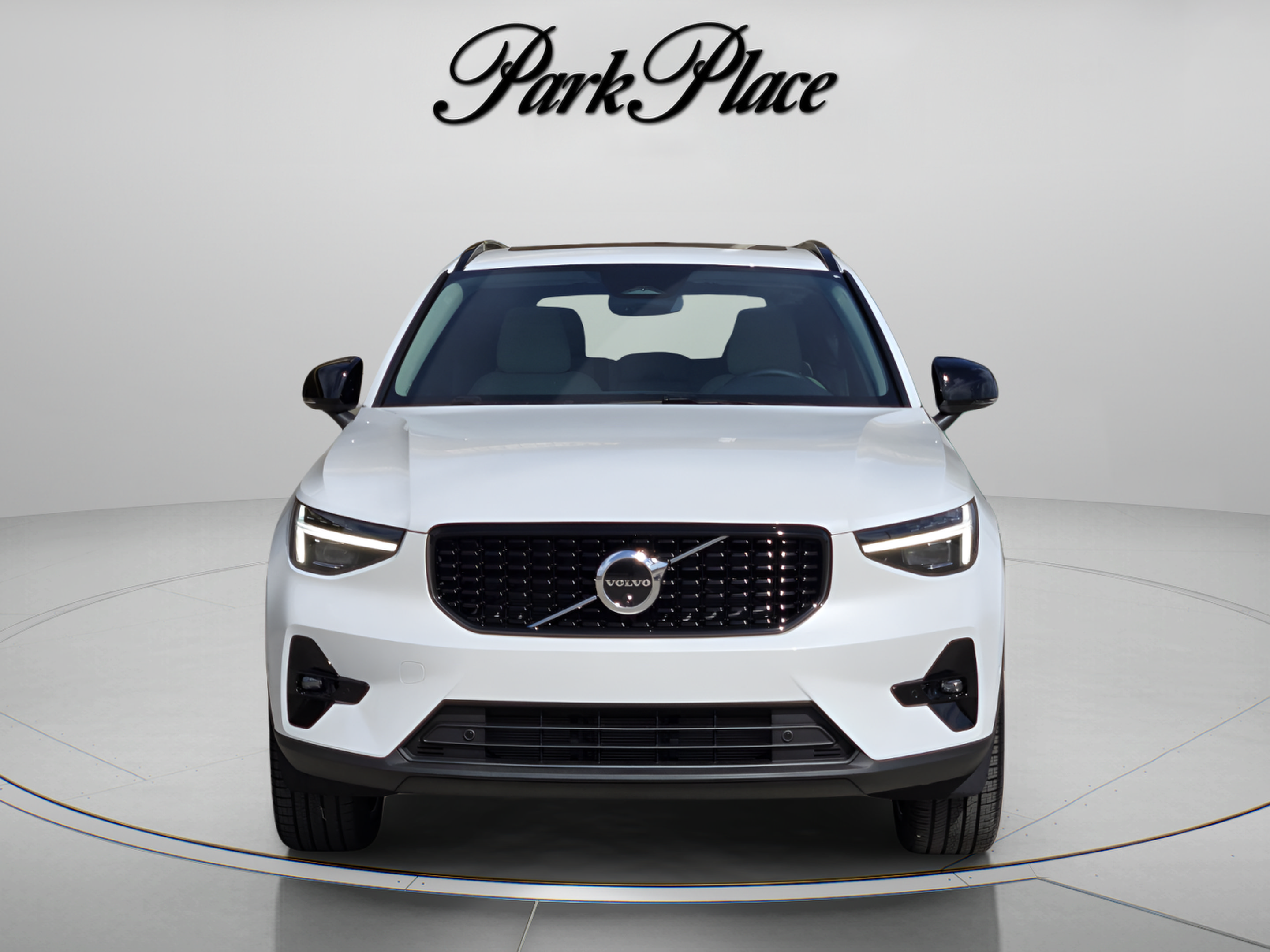 Used 2026 Volvo XC40 B5 Plus w/ Protection Package Premier AWD/4WD image 8