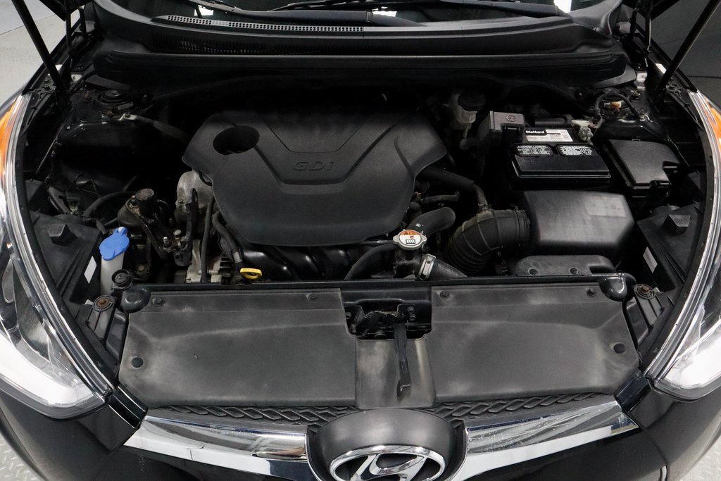 Used 2017 Hyundai Veloster Value Edition image 17