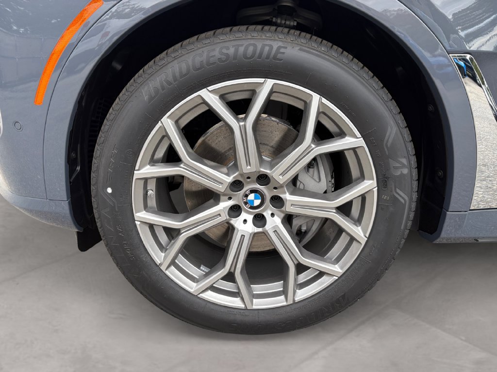 New 2027 BMW X7 xDrive40i AWD/4WD image 14