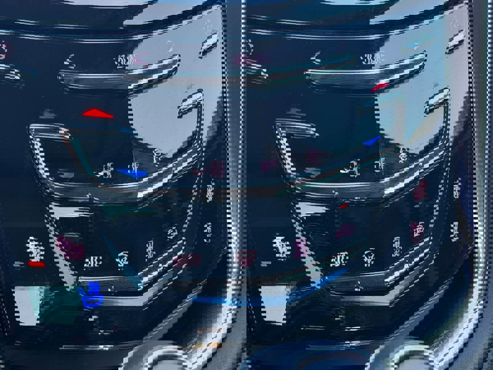 Used 2019 Cadillac CTS Luxury image 23