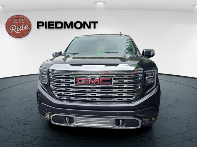 Used 2024 GMC Sierra 1500 Denali AWD/4WD image 2