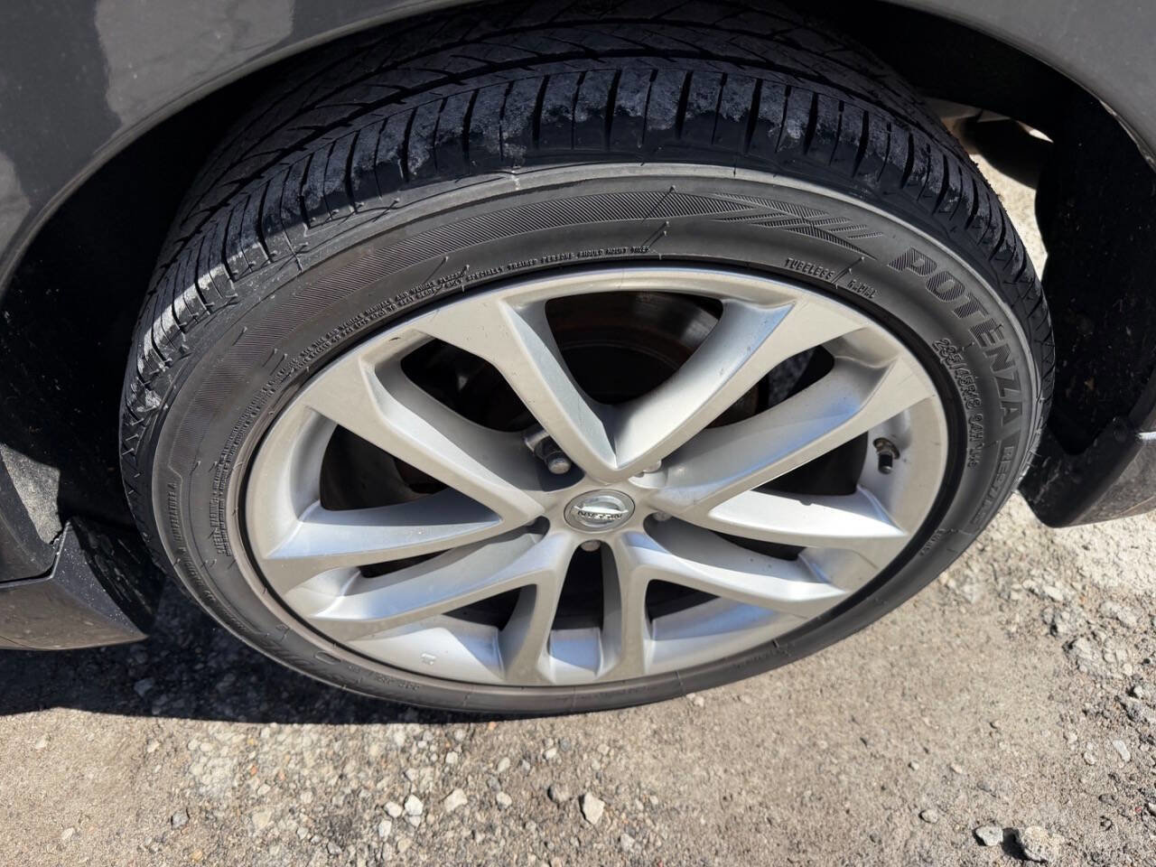 Used 2011 Nissan Altima 3.5 SR w/ 3.5SR Premium Pkg image 12