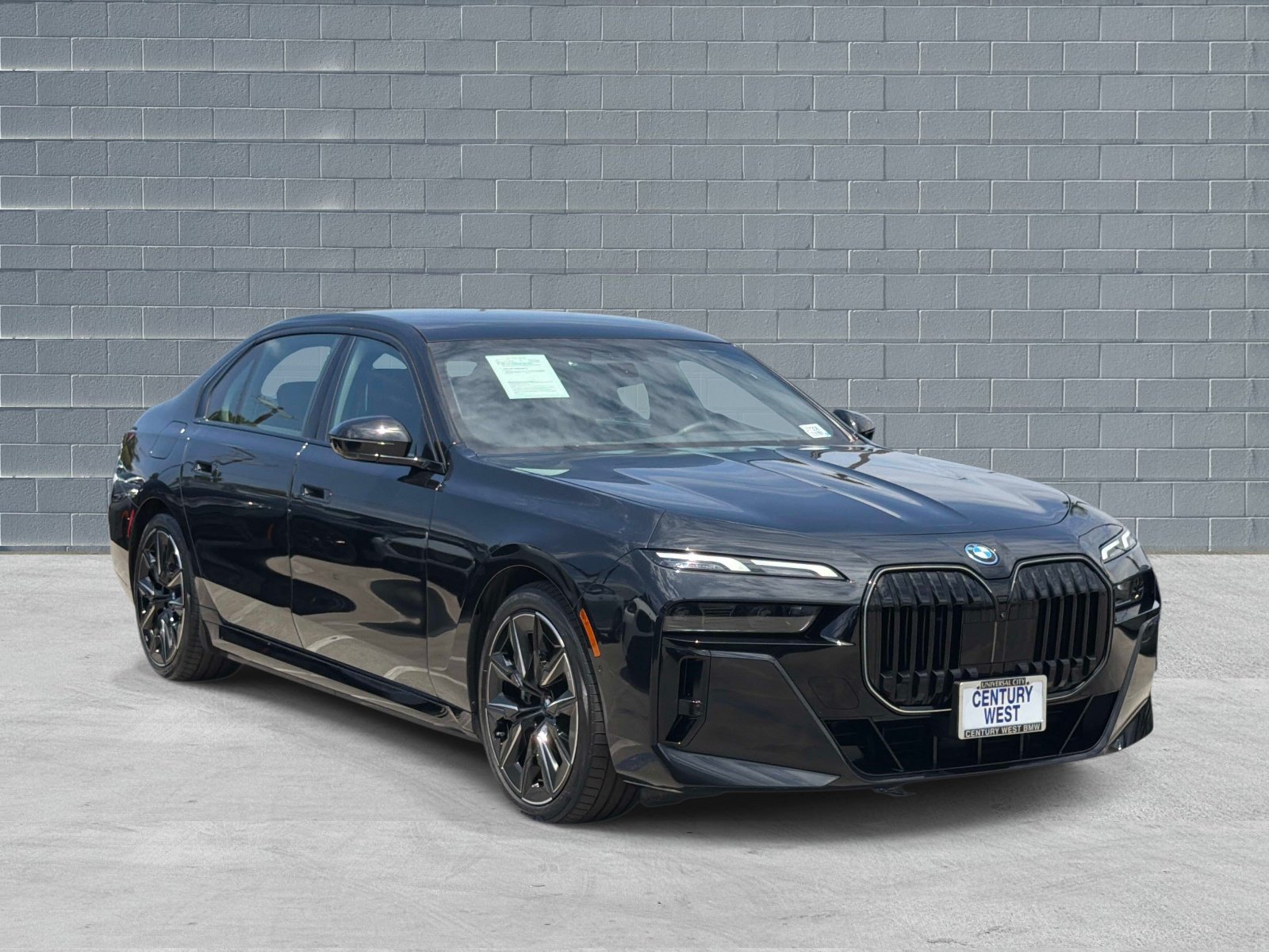 Used 2026 BMW 750e xDrive