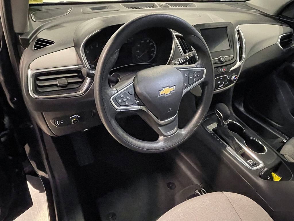 Used 2023 Chevrolet Equinox LS w/ Midnight Edition image 19