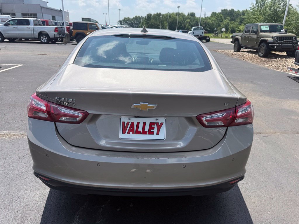 Used 2024 Chevrolet Malibu LT FWD image 5
