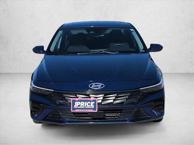 Used 2025 Hyundai Elantra SEL video 2