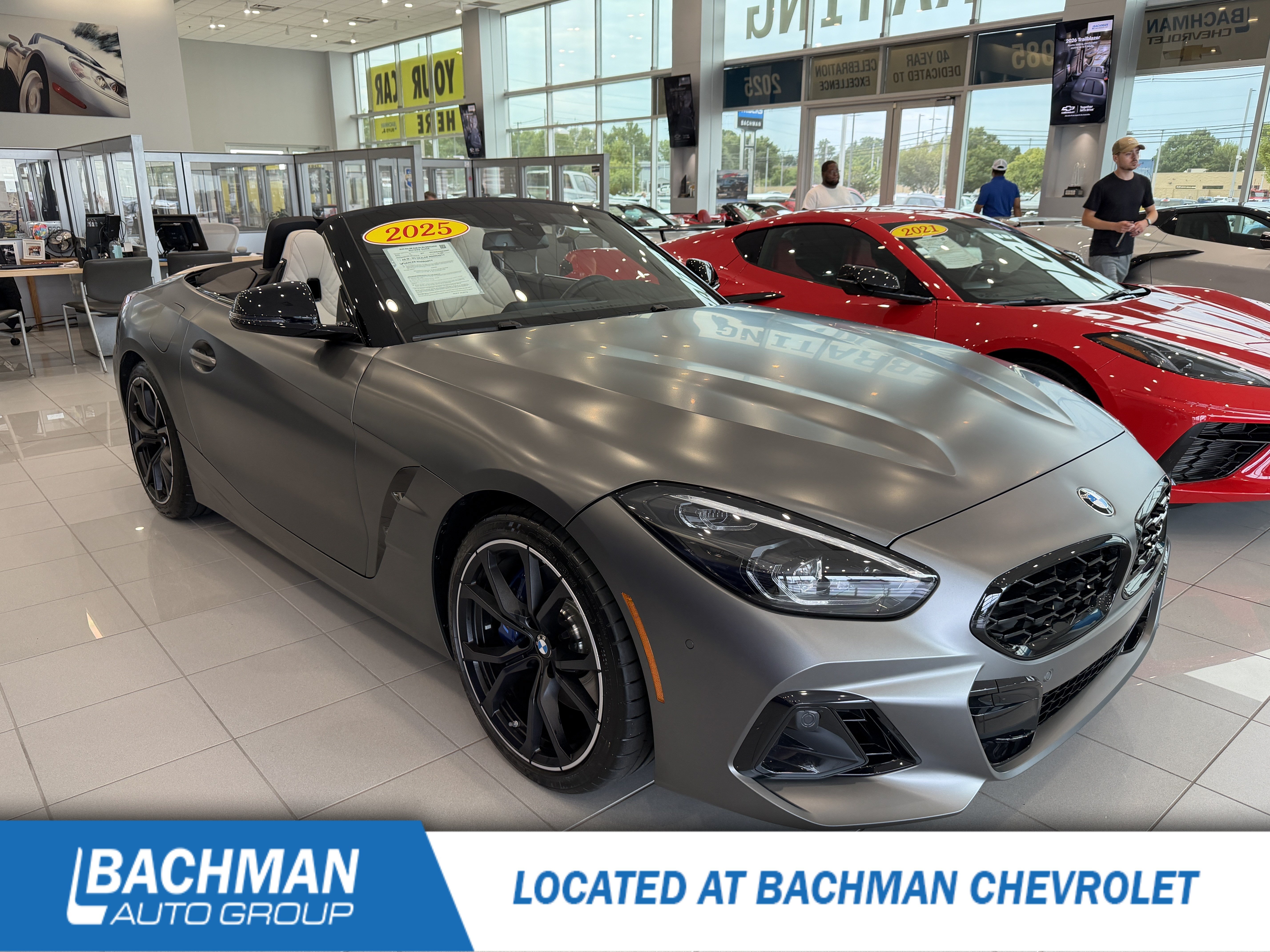 Used 2025 BMW Z4 M40i RWD image 1