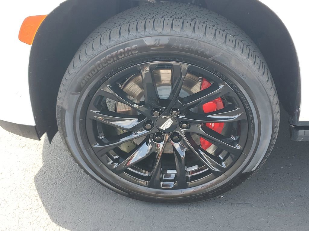 Used 2023 Cadillac Escalade Sport Platinum w/ LPO, ONYX Package image 11