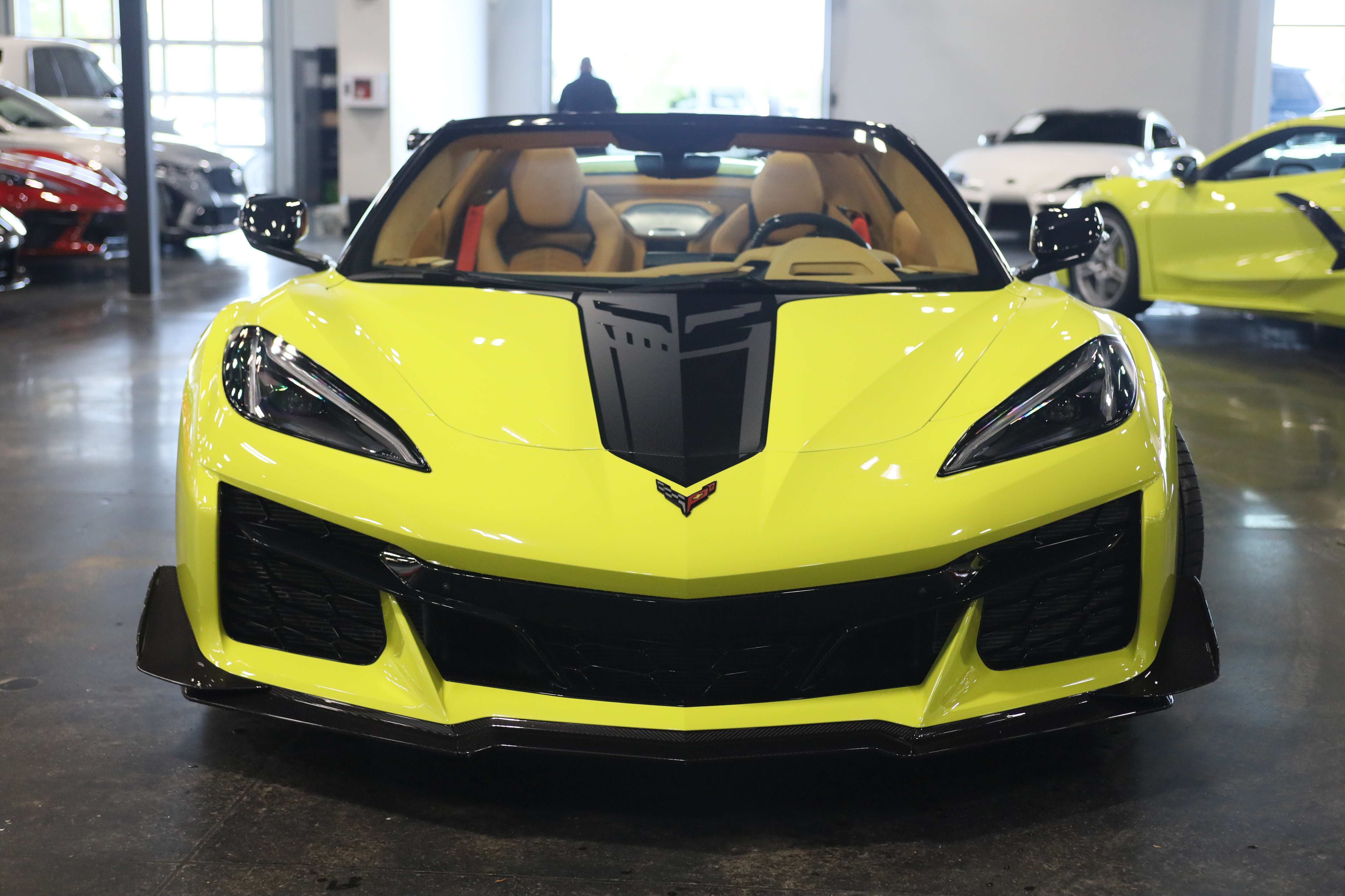 Used 2023 Chevrolet Corvette Z06 w/ Z07 Performance Package RWD image 3