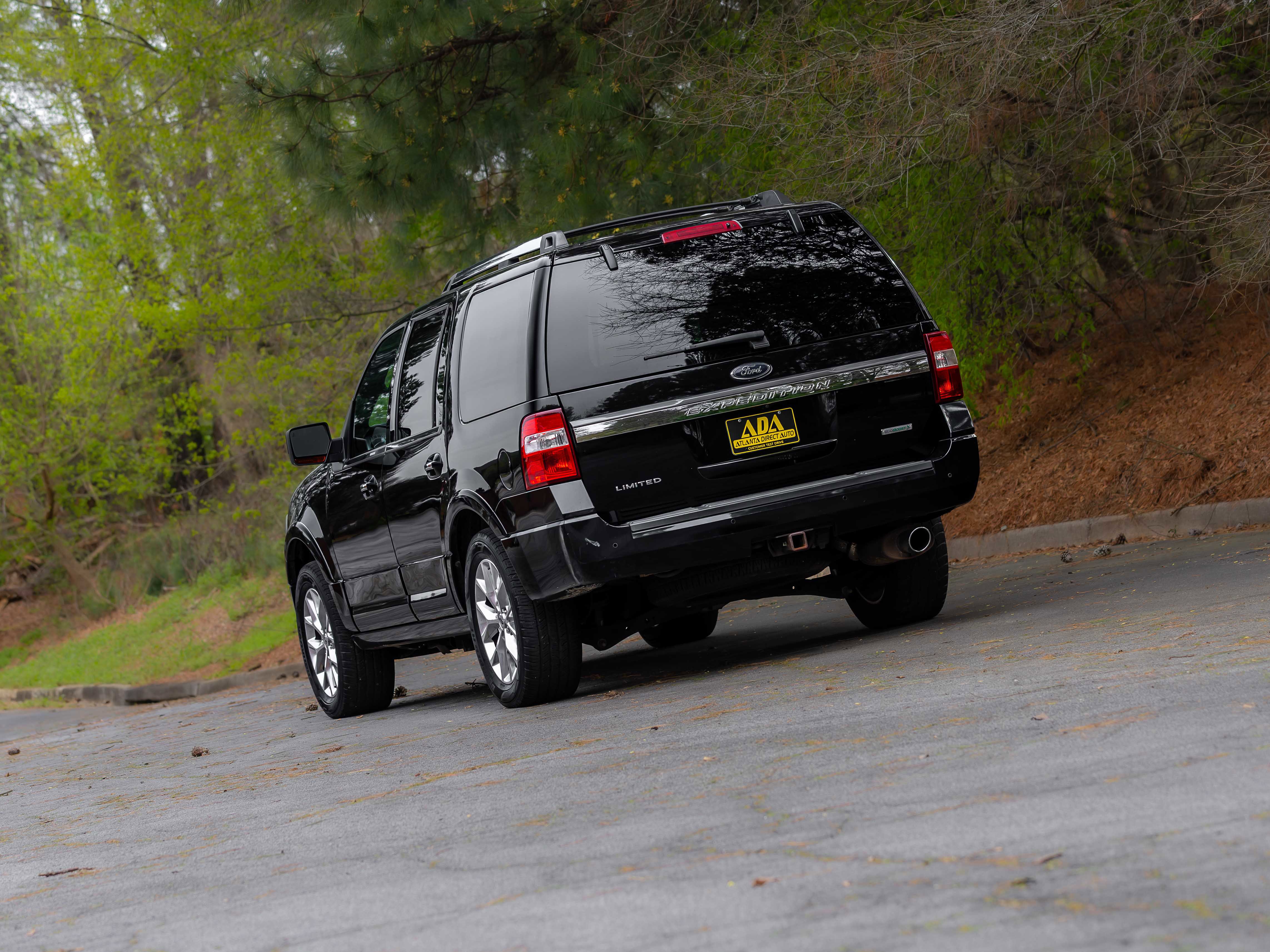 Used 2017 Ford Expedition Limited w/ Equipment Group 301A image 47