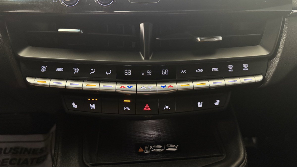 Used 2026 Cadillac CT4 Premium Luxury RWD image 23