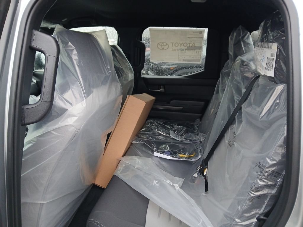 New 2025 Toyota Tacoma TRD Off-Road image 7