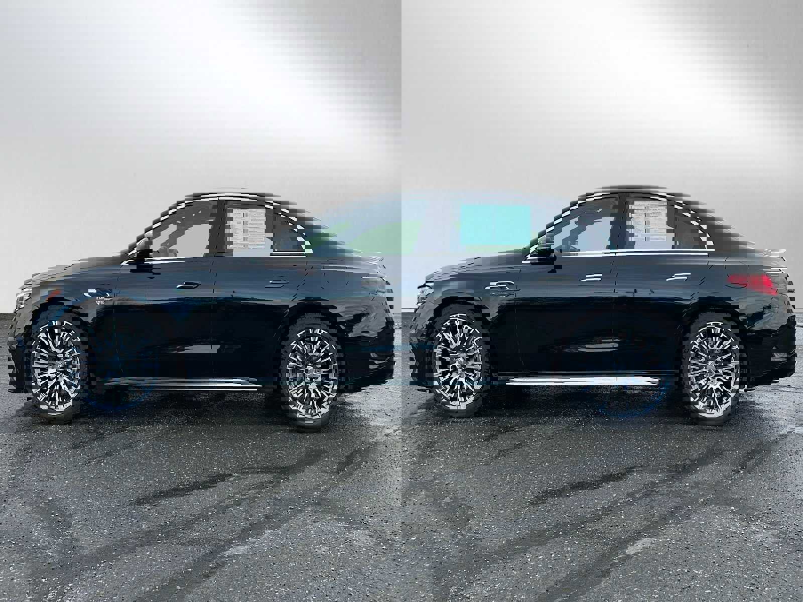 Used 2025 Mercedes-Benz E 53 AMG e 4MATIC Sedan image 6