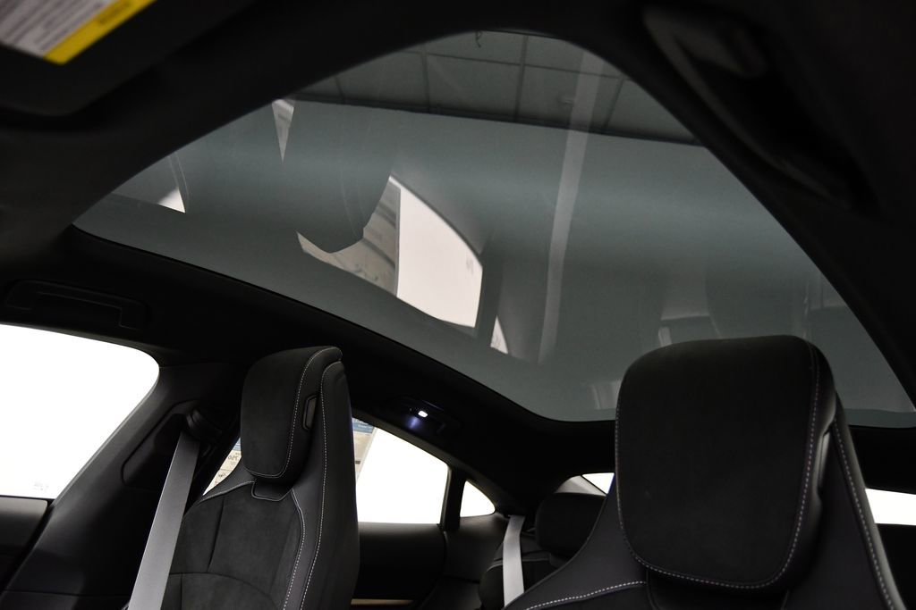 Certified 2025 Porsche Taycan 4S image 21