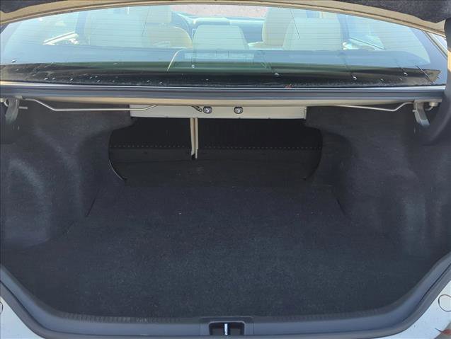 Used 2017 Toyota Camry XLE w/ Moonroof Package image 24