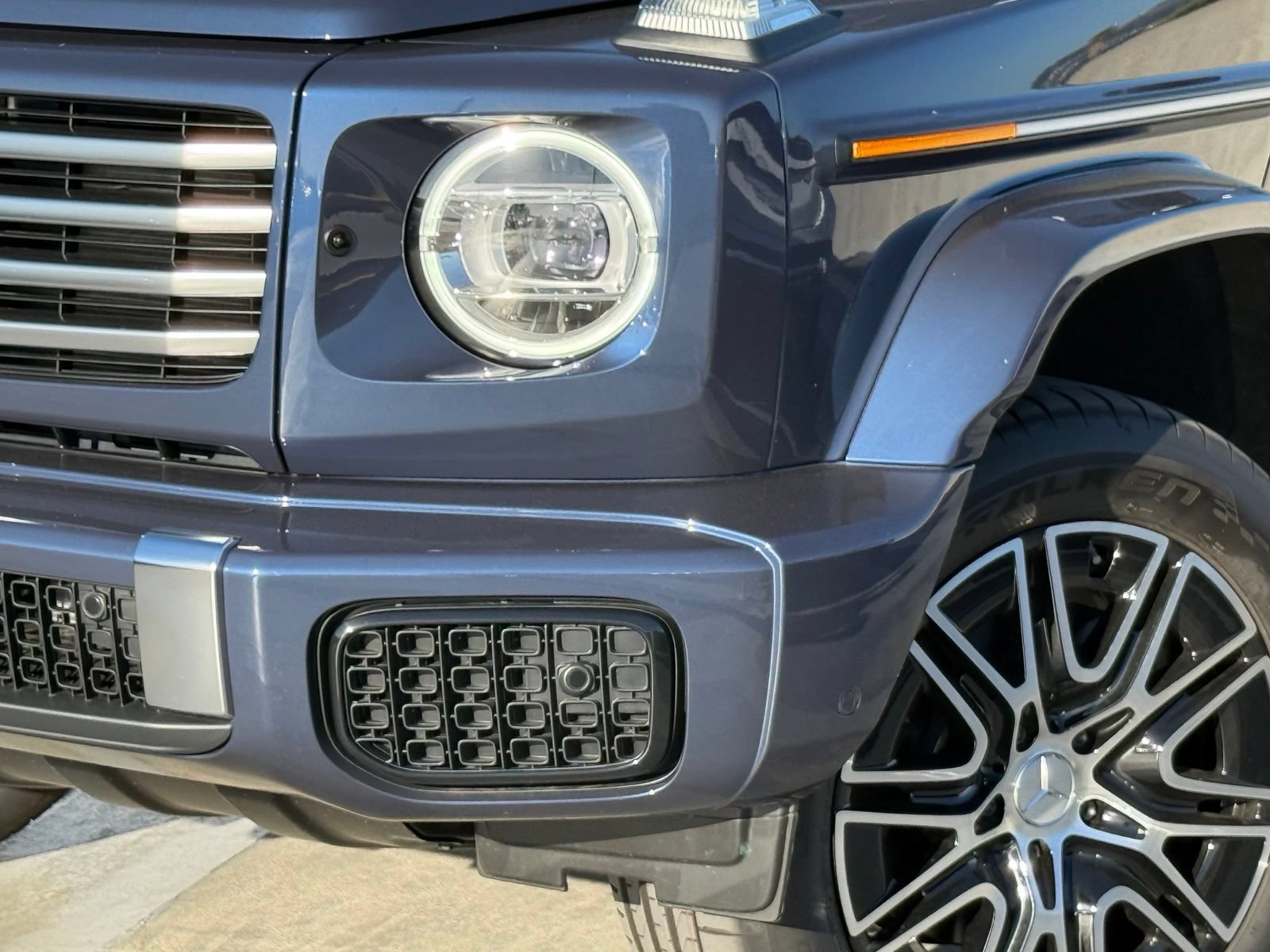 New 2026 Mercedes-Benz G 580 w/ EQ Technology image 3