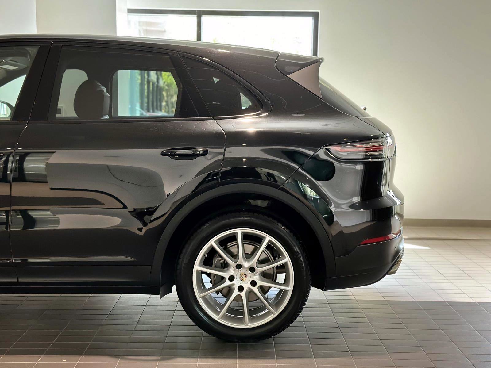 Certified 2021 Porsche Cayenne image 12
