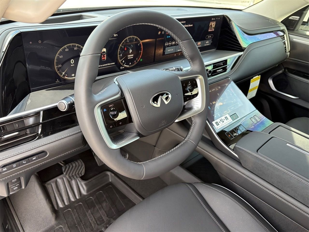 New 2026 INFINITI QX80 Luxe RWD image 23