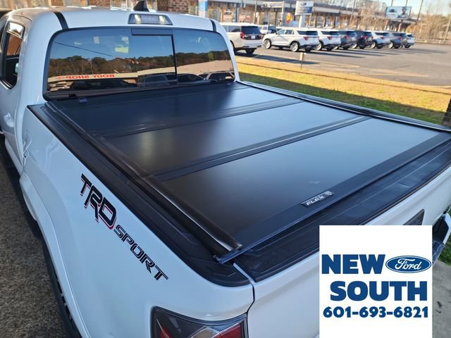 Used 2020 Toyota Tacoma TRD Sport image 22