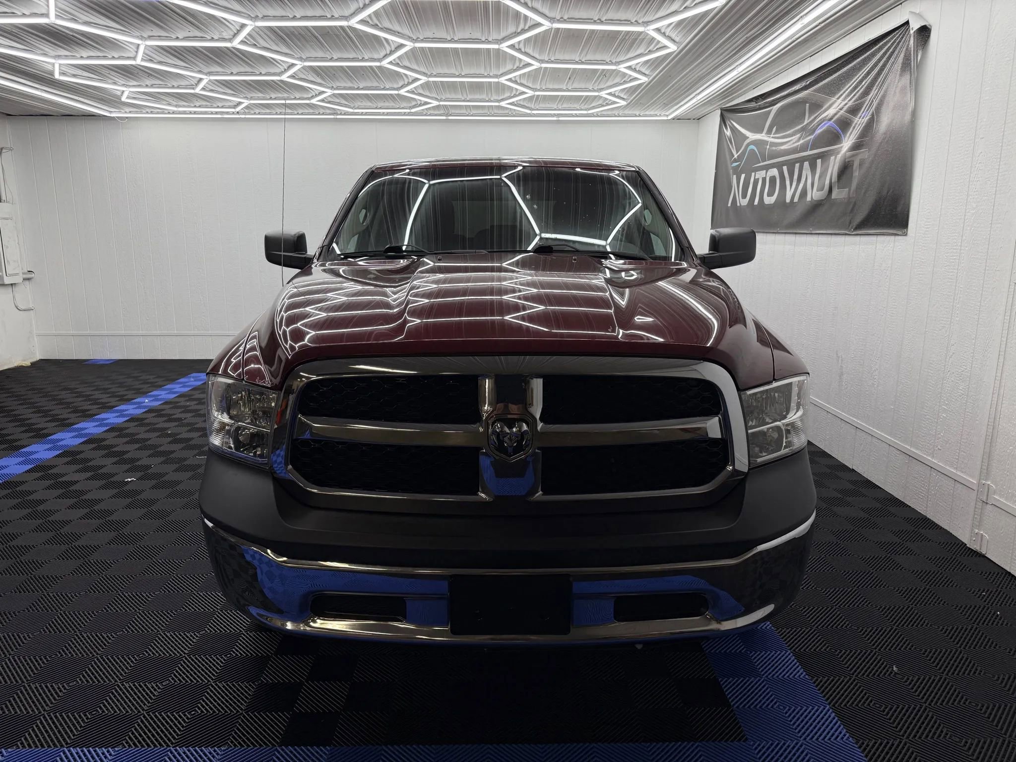 Used 2017 RAM 1500 ST w/ SXT Appearance Group image 5