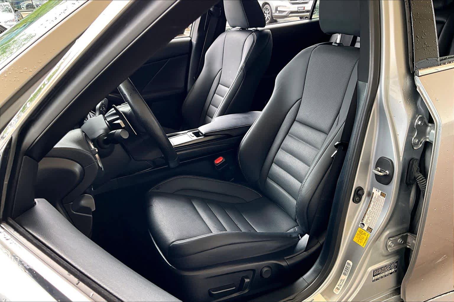 Used 2021 Lexus IS 350 F Sport image 8
