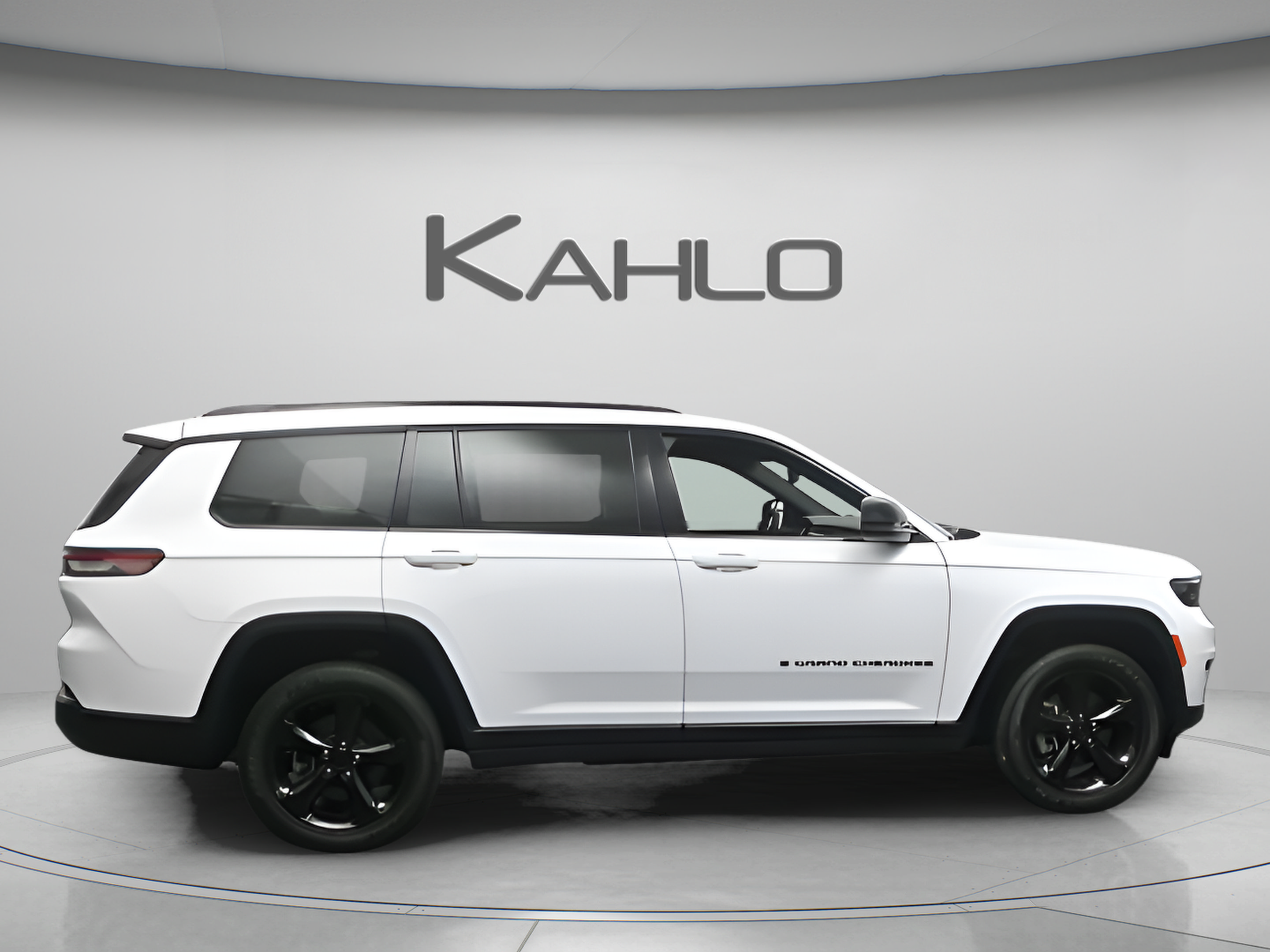 Used 2023 Jeep Grand Cherokee L Laredo AWD/4WD image 19