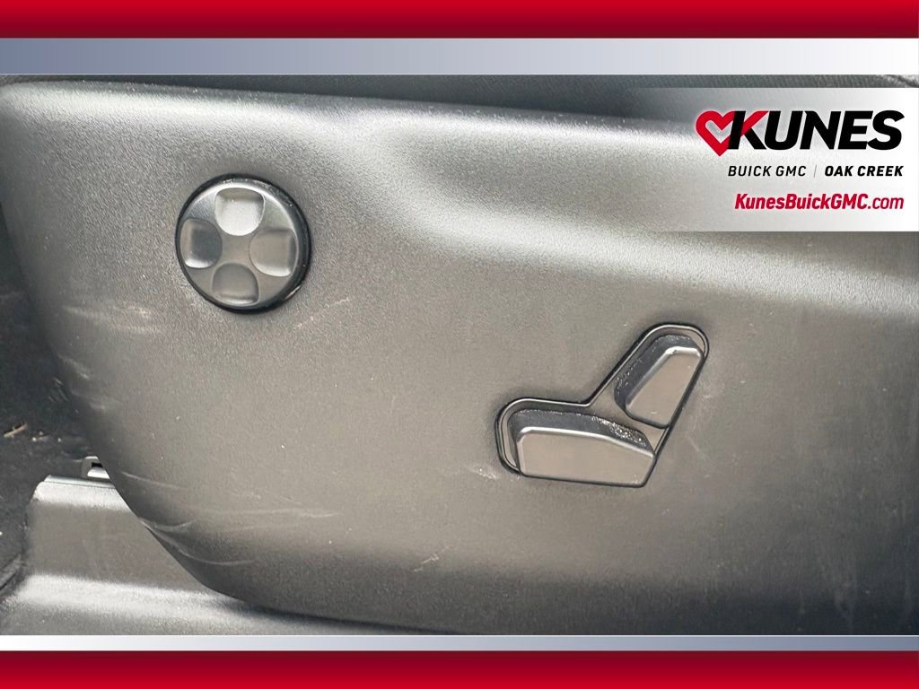 Used 2024 Dodge Durango GT image 13