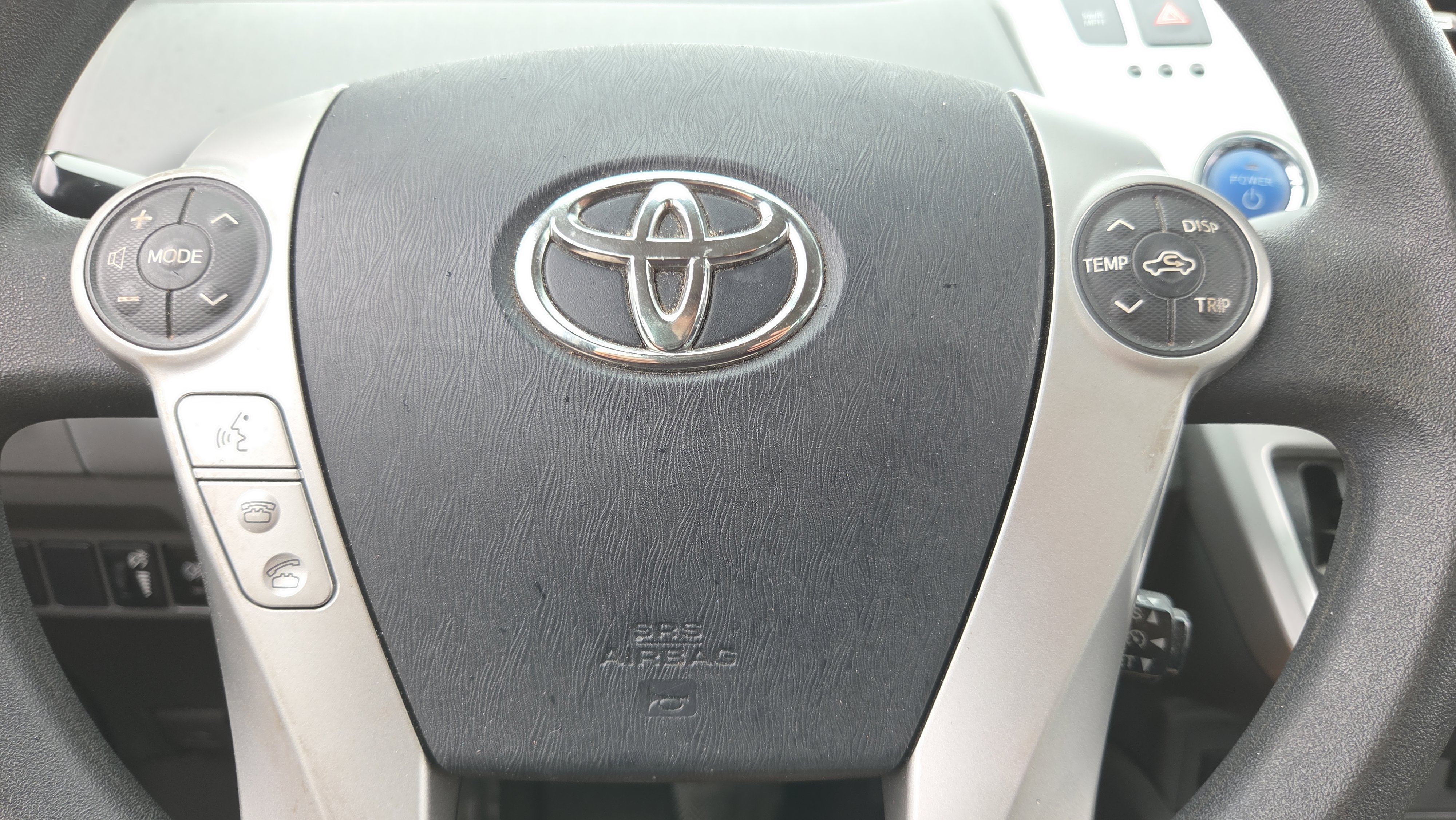 Used 2014 Toyota Prius V Three image 25