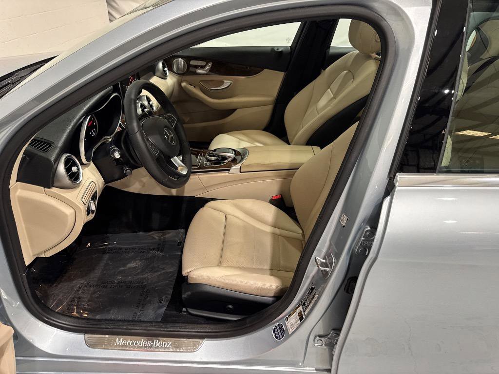 Used 2017 Mercedes-Benz C 300 Sedan image 31
