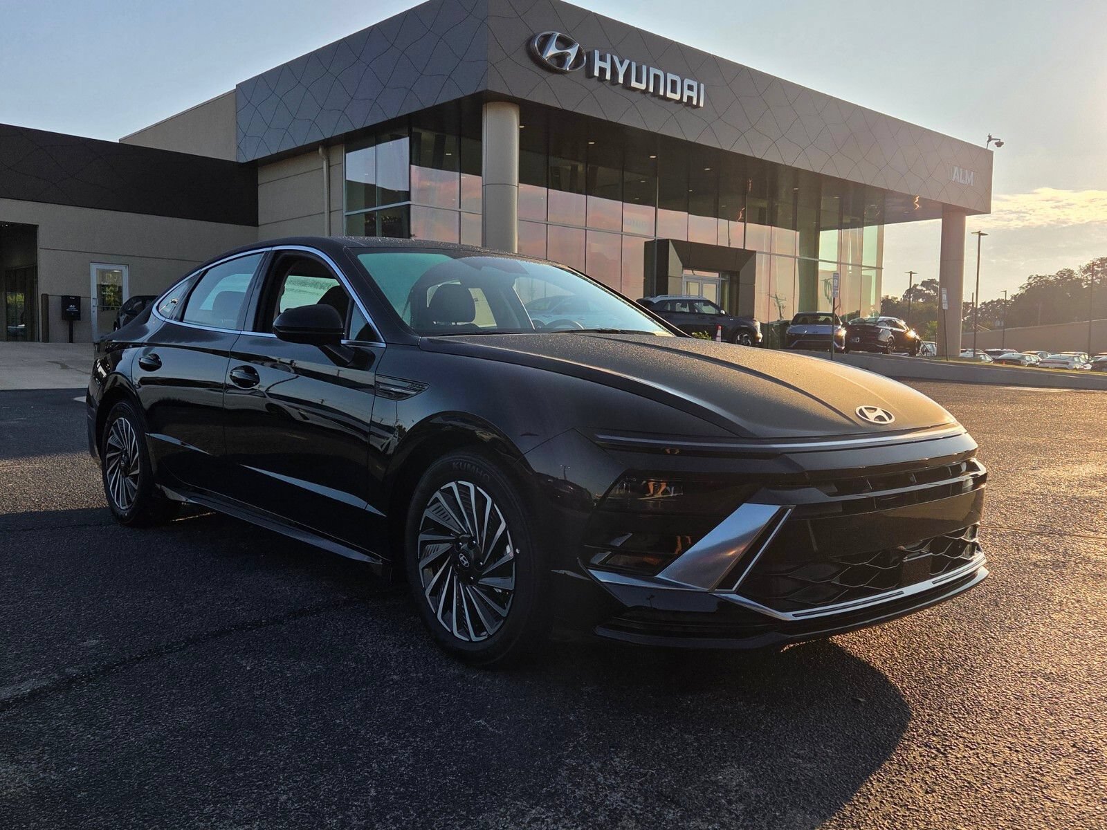 New 2026 Hyundai Sonata SEL FWD image 1