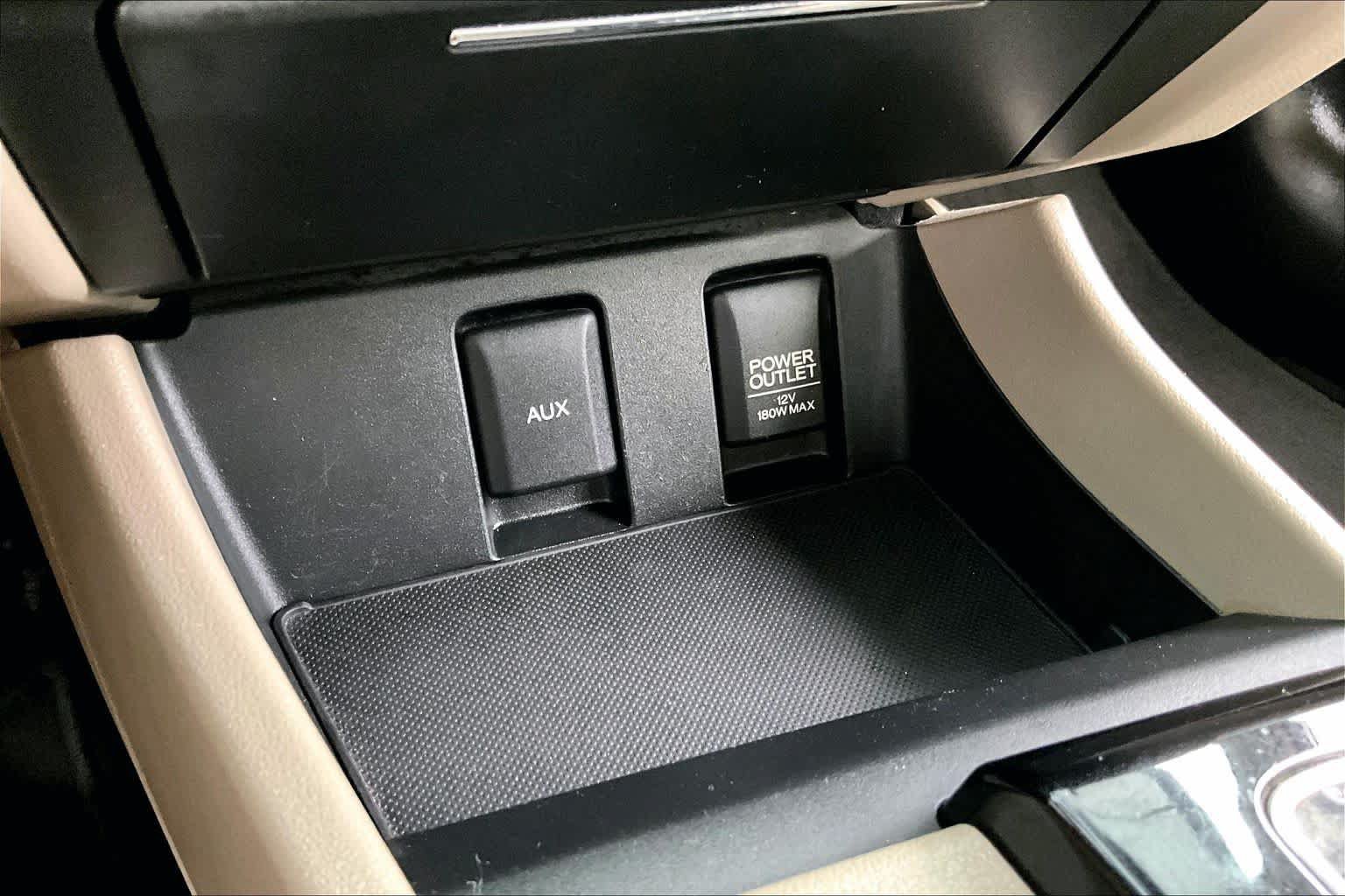 Used 2013 Honda Civic LX image 30