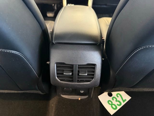 Used 2017 Ford Fusion SE w/ Equipment Group 602A image 24